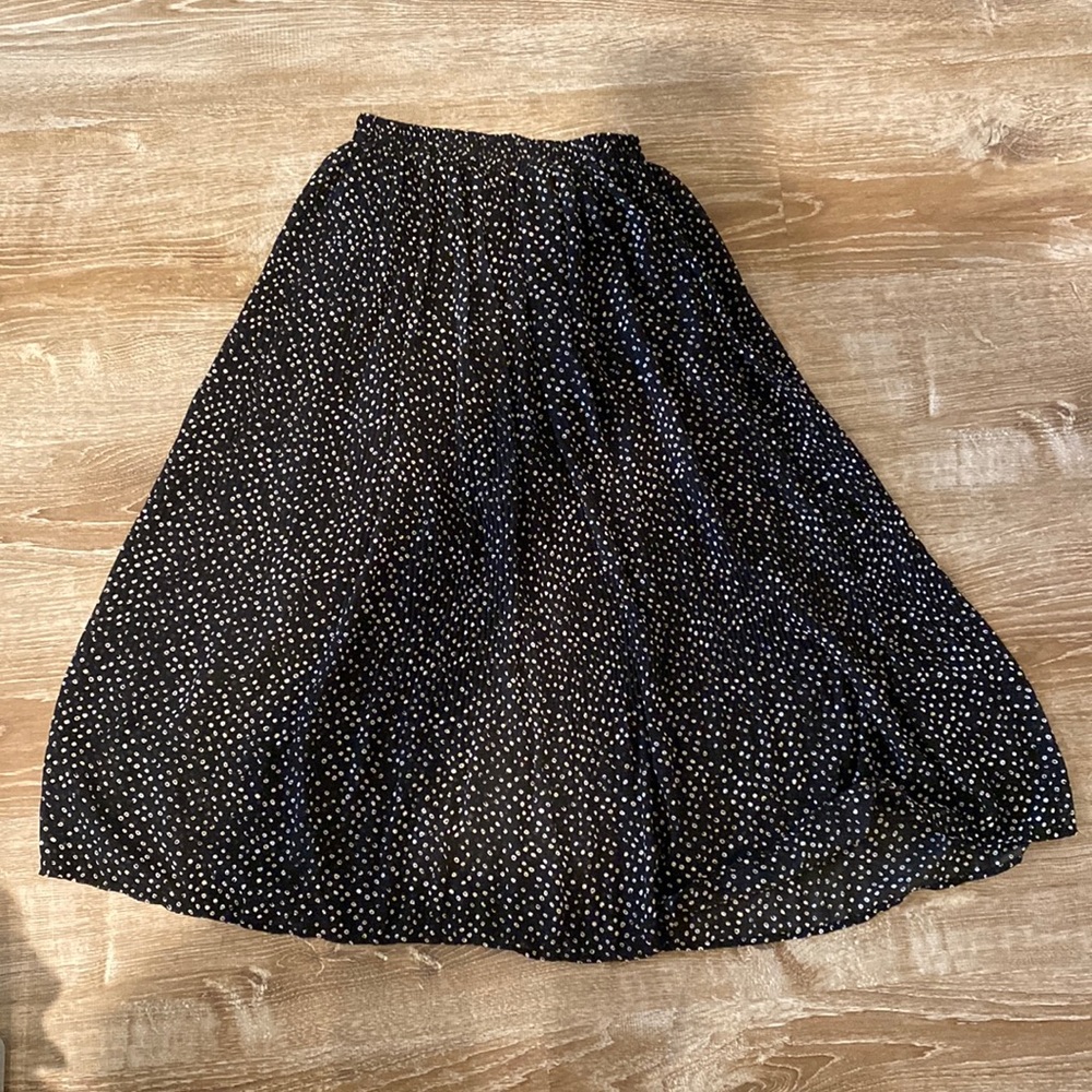 Black Pleated Midi Skirt
